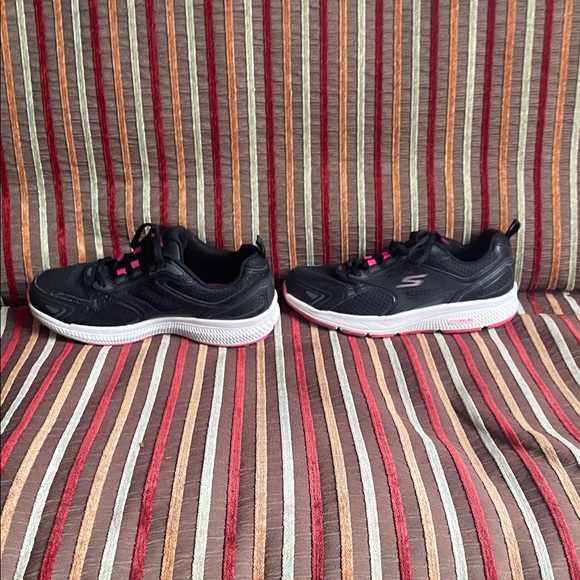 Skechers Black and Pink Athletic Shoes - Picture 2 of 6